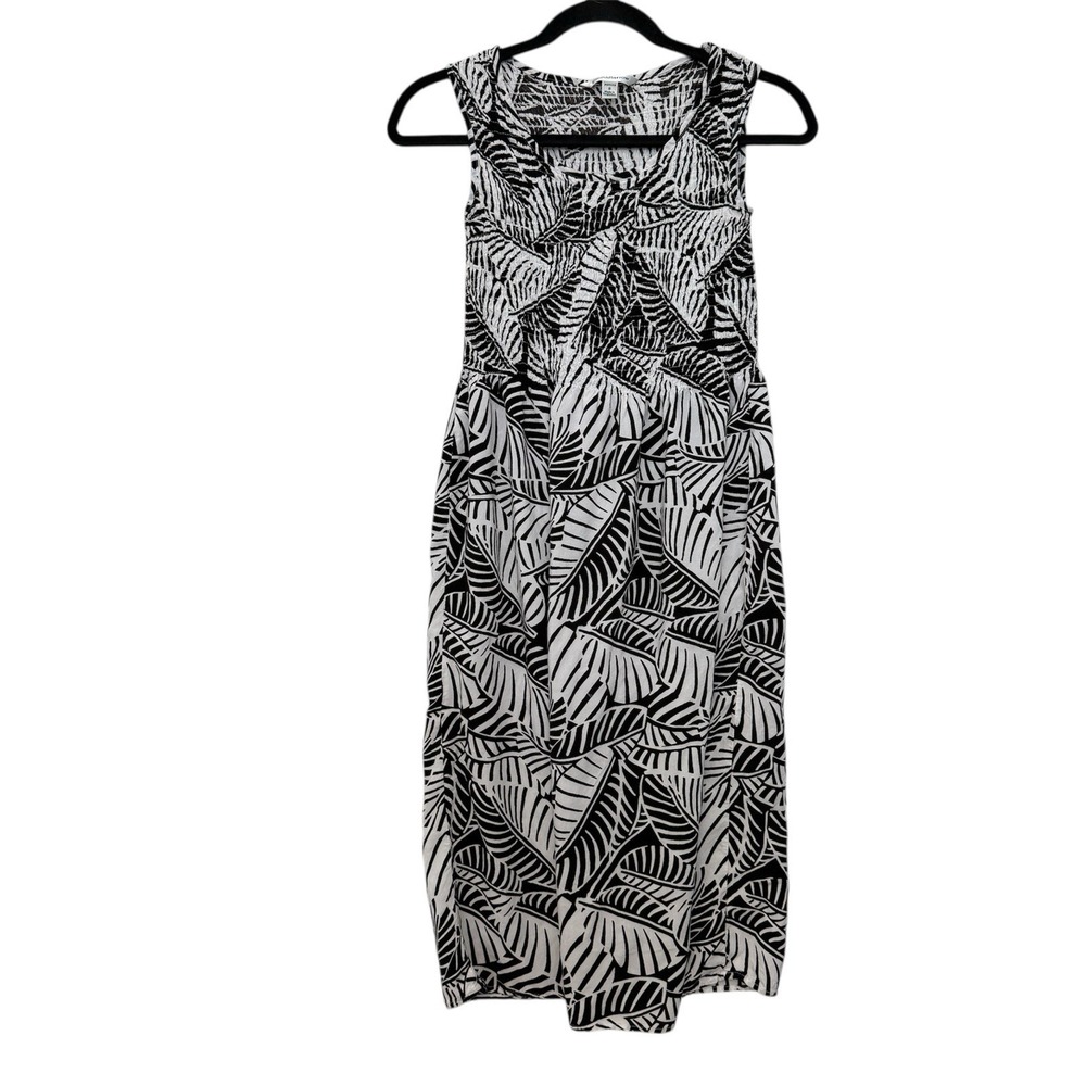 Croft & Barrow Midi Dress Women 8P Black White Tropical Smocked Palm Leaf‎ Rayon